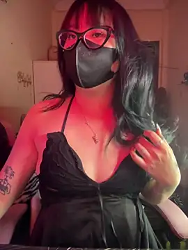 HaleyKin online show from April 8, 2026, 5:25 pm