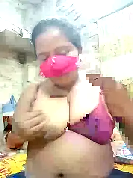 Snapshot of Puja_9999 chatting on July 14, 2026, 5:41 pm Puja 9999 online show from July 14, 2026, 5:41 pm