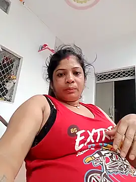 Snapshot of Horney_Bhabhi chatting on May 17, 2026, 1:05 am Horney Bhabhi online show from May 17, 2026, 1:05 am