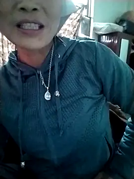 Snapshot of sen1199 chatting on February 8, 2026, 6:44 am sen1199 online show from February 8, 2026, 6:44 am