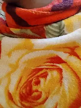 Snapshot of Sweet-runi chatting on February 6, 2026, 3:46 am Sweet-runi online show from February 6, 2026, 3:46 am