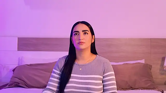 MaraGrief  online show from April 14, 2026, 11:26 am