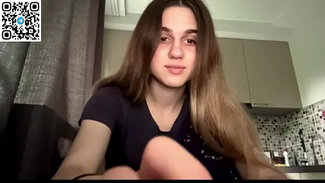Snapshot of LovelySilk_63 chatting on June 7, 2026, 8:30 am LovelySilk 63 online show from June 7, 2026, 8:30 am