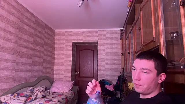 MoonlightVera online show from March 11, 2026, 10:09 am