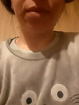 Snapshot of Alinamiss120 chatting on February 5, 2026, 4:03 pm Alinamiss120 online show from February 5, 2026, 4:03 pm