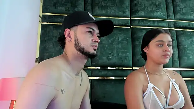 GaelyCoral online show from April 16, 2026, 3:02 pm