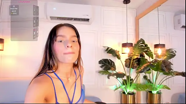 Nicole Whittee online show from April 11, 2026, 8:01 pm