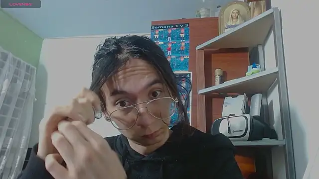 Snapshot of najimi_uwu_ chatting on February 11, 2026, 3:34 pm najimi uwu online show from February 11, 2026, 3:34 pm