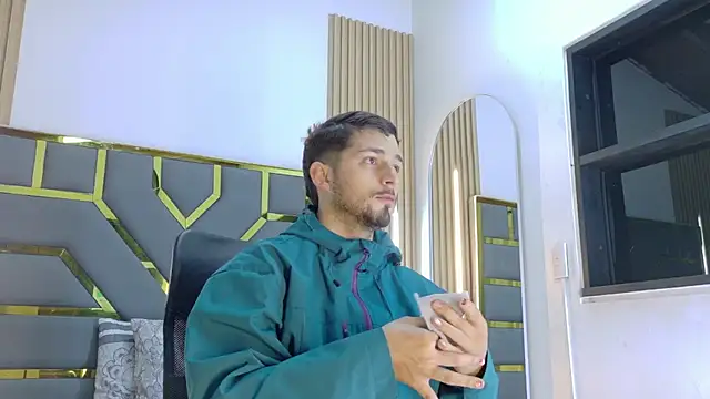 Snapshot of NICK_MOSS_ chatting on February 24, 2026, 11:11 am NICK MOSS online show from February 24, 2026, 11:11 am