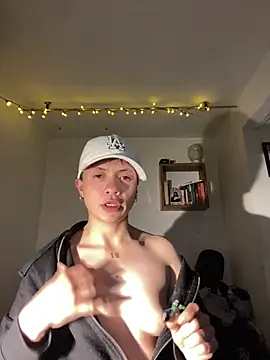 SimonMasseel online show from February 21, 2026, 2:46 am