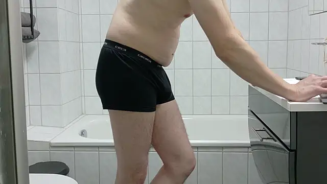 Snapshot of Danny-NDS chatting on February 24, 2026, 10:05 am Danny-NDS online show from February 24, 2026, 10:05 am