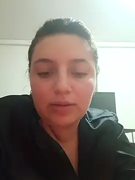 MajoArias online show from February 14, 2026, 5:29 am