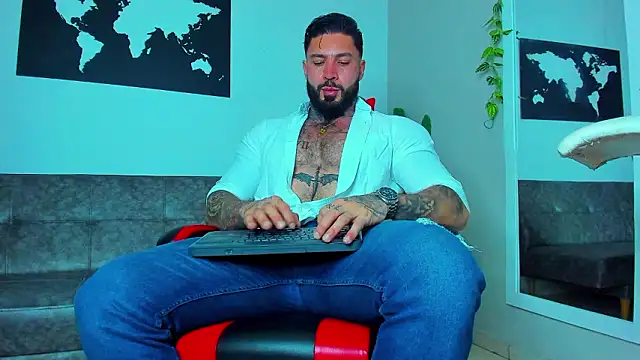 Alessrose online show from March 25, 2026, 8:30 pm