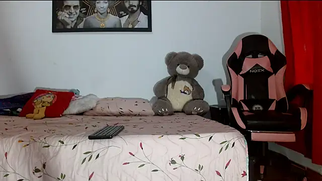 karolsweetvagi online show from March 15, 2026, 4:14 pm