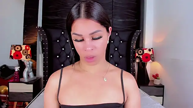 Makeyla Fox  online show from February 28, 2026, 12:49 pm