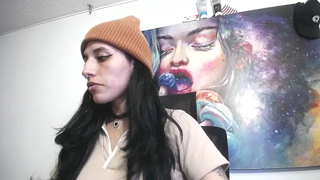 FRANCESCA LOVE  online show from May 22, 2026, 4:32 am