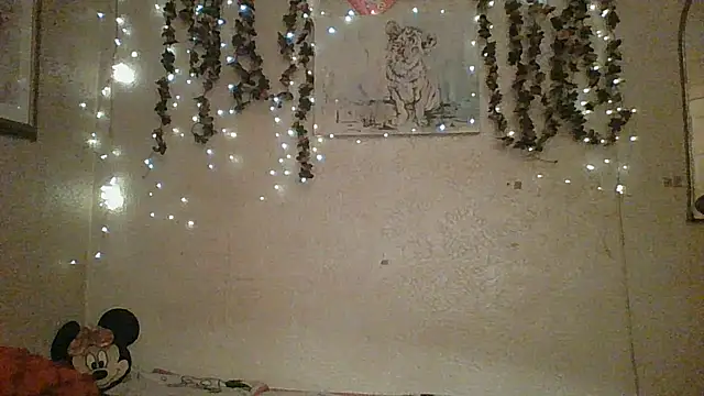 Snapshot of sillymillie4 chatting on June 11, 2026, 4:31 am sillymillie4 online show from June 11, 2026, 4:31 am