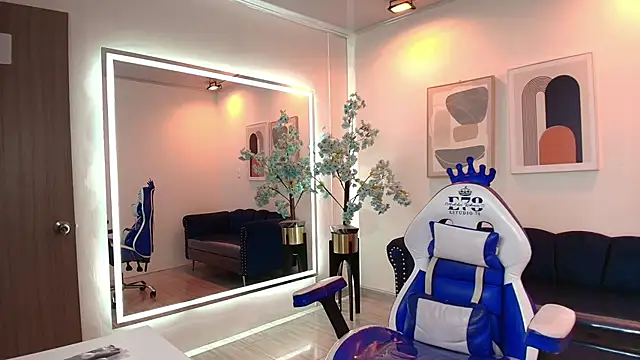 Snapshot of Amy_whitney chatting on March 1, 2026, 3:17 am Amy whitney online show from March 1, 2026, 3:17 am