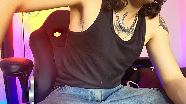 Axell Kussh online show from March 11, 2026, 4:50 am