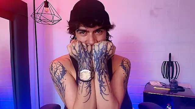 Axell Kussh online show from March 6, 2026, 3:01 am