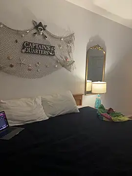 khloelynn online show from March 6, 2026, 4:07 am