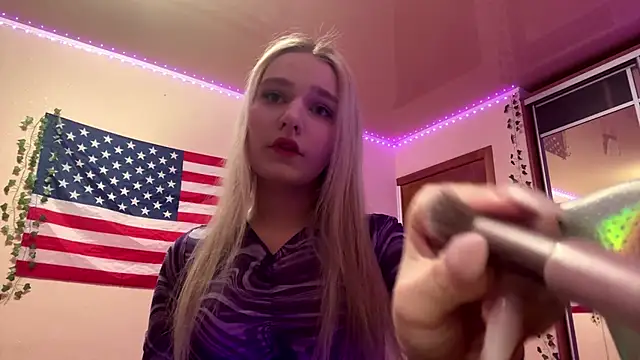 Snapshot of MiaBerlateen chatting on February 26, 2026, 6:30 pm MiaBerlateen online show from February 26, 2026, 6:30 pm