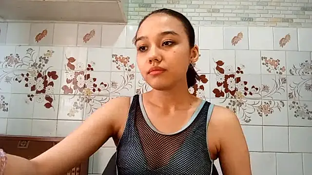 Snapshot of AnnettaBelsito chatting on April 18, 2026, 11:12 am AnnettaBelsito online show from April 18, 2026, 11:12 am