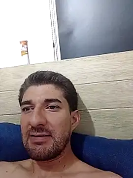 Snapshot of Camilo696903 chatting on June 6, 2026, 3:01 am Camilo696903 online show from June 6, 2026, 3:01 am