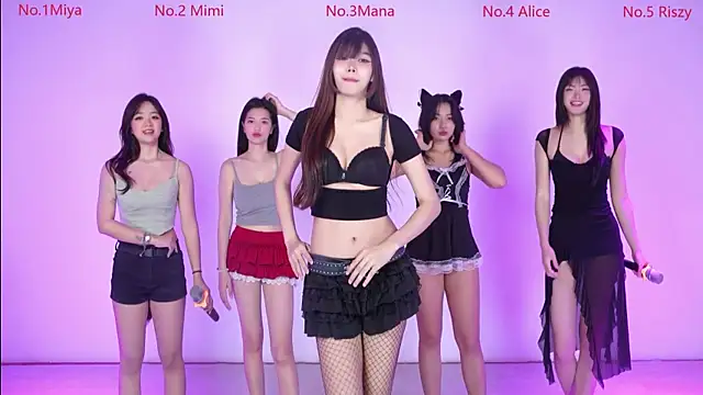 Velvet-girl online show from February 13, 2026, 10:26 am