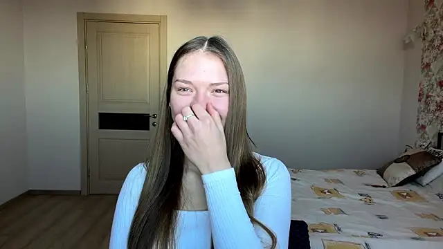 Snapshot of Milayouknow chatting on February 9, 2026, 8:23 am Milayouknow online show from February 9, 2026, 8:23 am