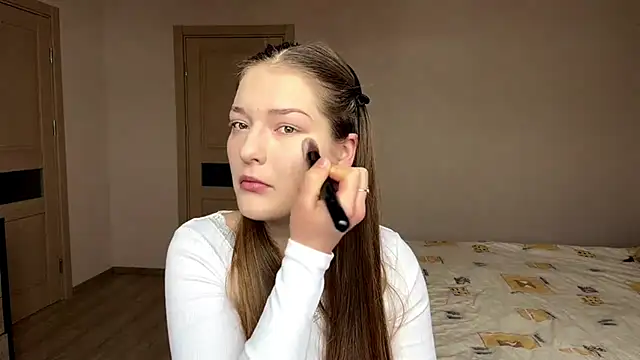 Snapshot of Milayouknow chatting on February 13, 2026, 8:03 am Milayouknow online show from February 13, 2026, 8:03 am