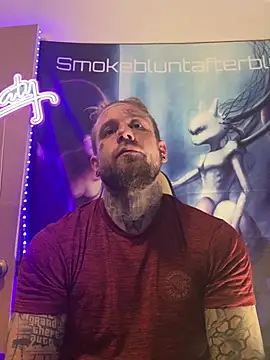 Smokebluntafterblunt online show from April 7, 2026, 1:51 am