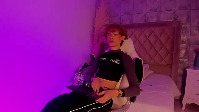 AngelDoll 1 online show from March 19, 2026, 3:50 am