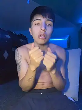 Snapshot of dirtydickkk chatting on February 12, 2026, 4:23 am dirtydickkk online show from February 12, 2026, 4:23 am