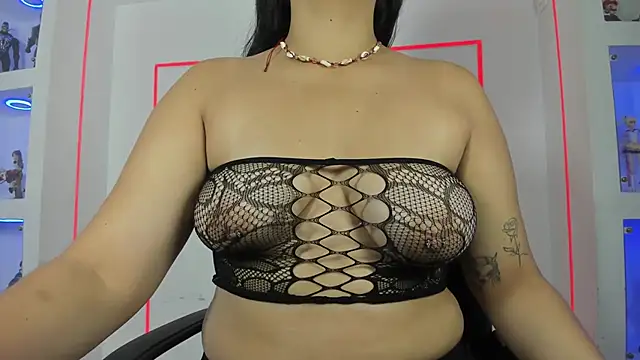 JoycePierce online show from April 7, 2026, 12:07 pm