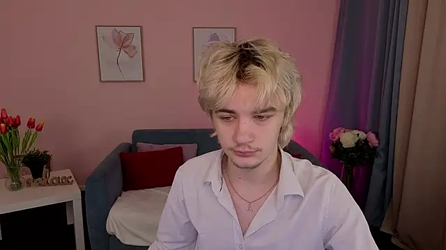 Snapshot of JameMiller chatting on February 19, 2026, 7:05 am JameMiller online show from February 19, 2026, 7:05 am