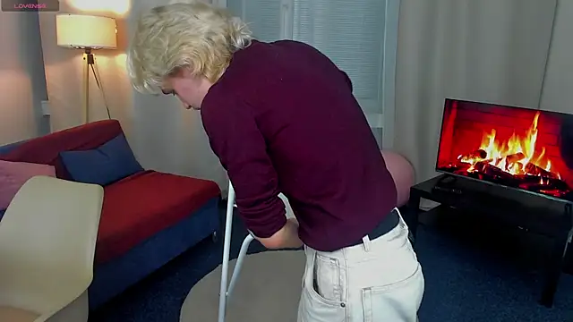 Snapshot of JameMiller chatting on February 13, 2026, 5:57 pm JameMiller online show from February 13, 2026, 5:57 pm