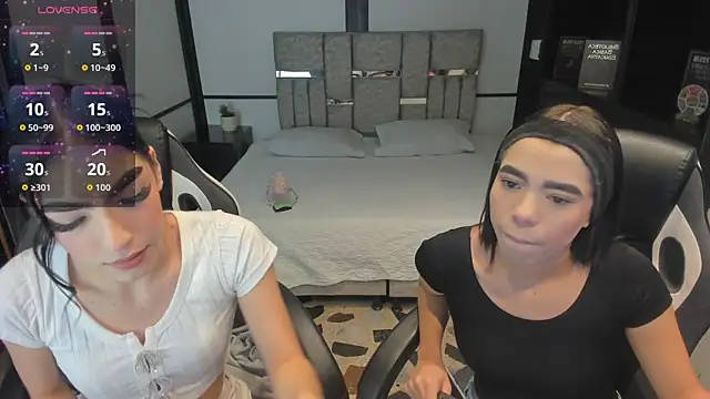 Snapshot of lorraineHunter chatting on February 16, 2026, 1:32 pm lorraineHunter online show from February 16, 2026, 1:32 pm