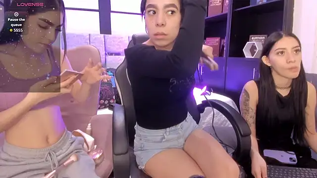 Snapshot of lorraineHunter chatting on February 14, 2026, 12:38 pm lorraineHunter online show from February 14, 2026, 12:38 pm