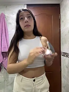 novaa velvet online show from February 17, 2026, 5:43 pm