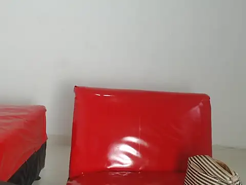 valeryskinnyvagi online show from March 13, 2026, 6:46 pm