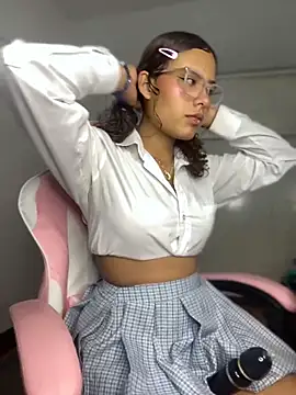 Rylia online show from March 5, 2026, 1:30 pm