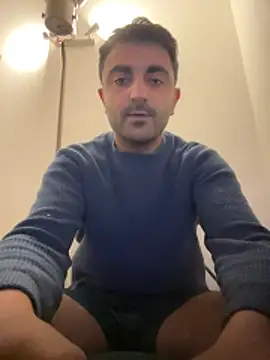 elia2711 online show from March 29, 2026, 6:20 pm