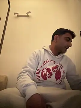 elia2711 online show from March 26, 2026, 11:35 pm