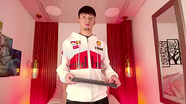 Snapshot of Novoa_Prime chatting on February 13, 2026, 4:01 am Novoa Prime online show from February 13, 2026, 4:01 am