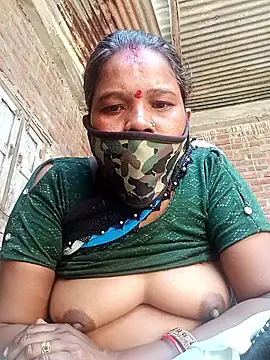 Snapshot of Kirti_sacsena chatting on March 11, 2026, 8:30 am Kirti sacsena online show from March 11, 2026, 8:30 am