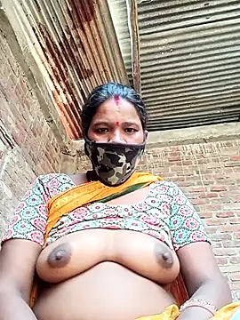 Snapshot of Kirti_sacsena chatting on March 14, 2026, 9:48 am Kirti sacsena online show from March 14, 2026, 9:48 am