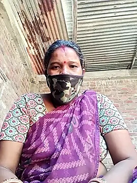 Snapshot of Kirti_sacsena chatting on March 10, 2026, 8:29 am Kirti sacsena online show from March 10, 2026, 8:29 am