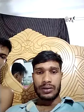 Snapshot of collboy8166 chatting on February 17, 2026, 7:33 pm collboy8166 online show from February 17, 2026, 7:33 pm