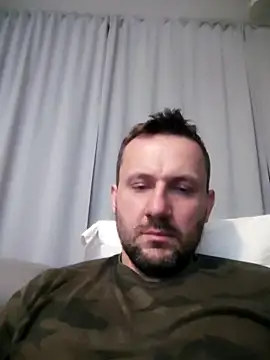 Snapshot of defaktor chatting on February 18, 2026, 4:36 pm defaktor online show from February 18, 2026, 4:36 pm